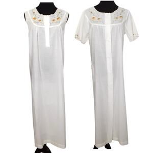 Vintage 50s Hand Embroidered Peignoir Set Sunflower Nightgown & House Coat Set